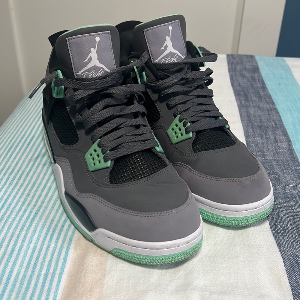 Jordan Retro 4 “Green Glow” Sneakers, Size 13